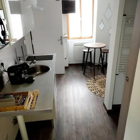 T2 Cosy Vieux Montlucon Apartment Exterior photo